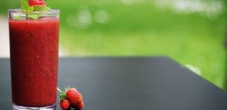 Smoothie cu căpșuni